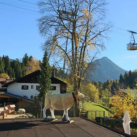 Zur Gluecklichen Kuh * Oberstdorf