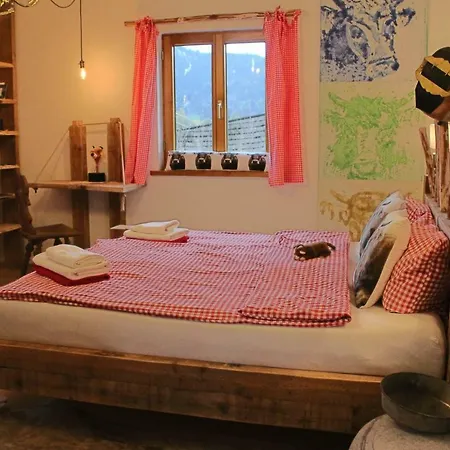Zur Gluecklichen Kuh Mini-hôtel *