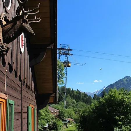 Zur Gluecklichen Kuh Inn