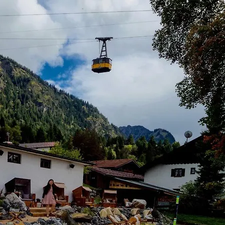 Zur Gluecklichen Kuh Mini-hôtel *